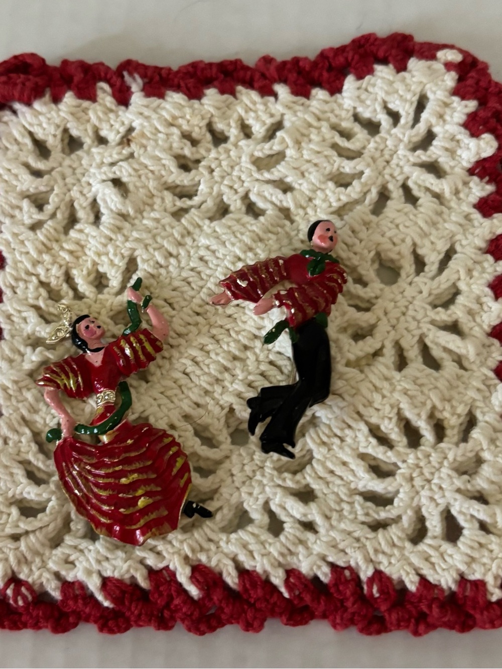 Vintage 2 Flamenco Dancers Brooches On A Vintage Potholder